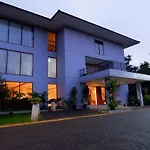 Nava Magnolia Hotel